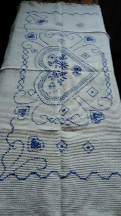 Бродирана вафлена кърпа