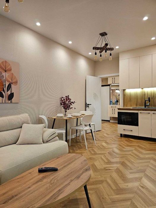 8 Продам квартиру 2/2/8 Мирабадский район