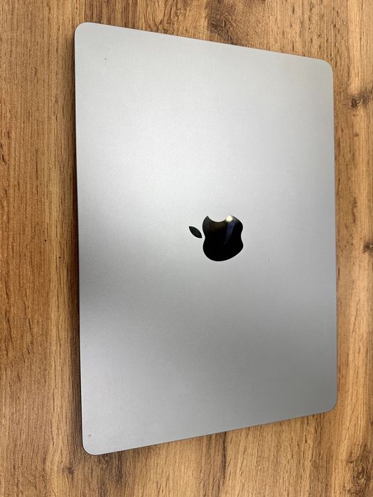 Macbook M2 емкость 93% СРОЧНО