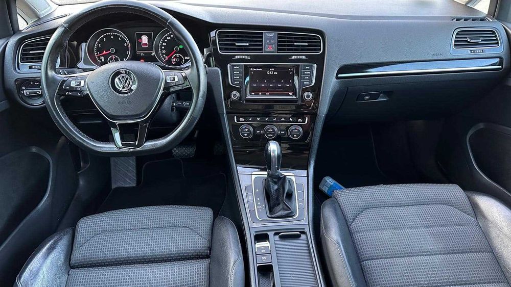 VW GOLF 7  Cutie automată 
2013  1.4 TSI  122 CP | 161.000 KM | EURO 5