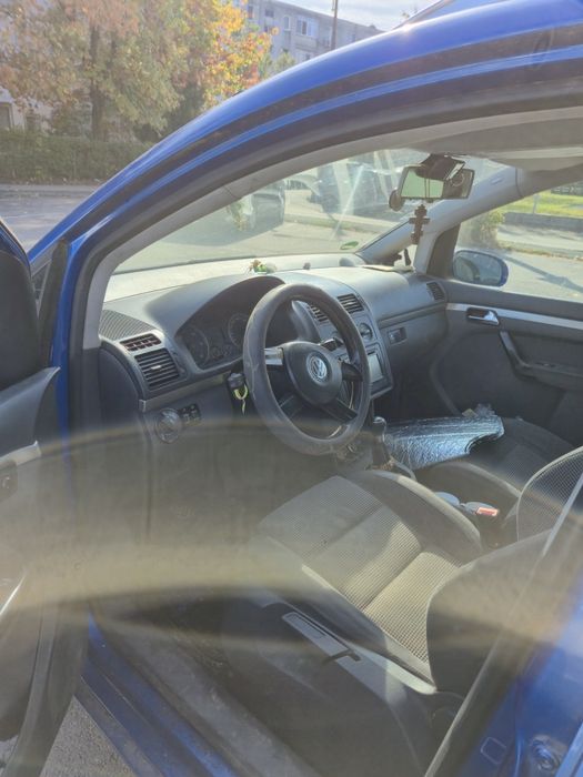 VOLKSWAGEN Touran 2003 — imagine 4