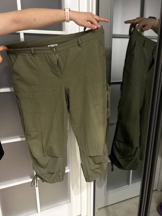 Pantaloni cargo kaki