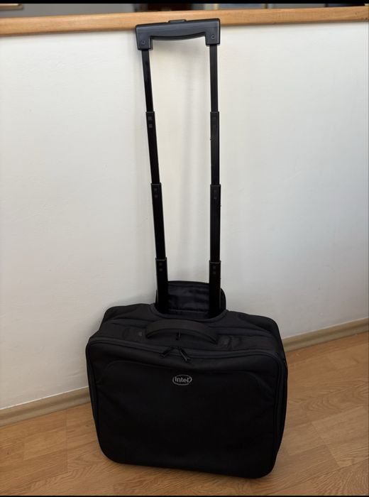 Troler laptop NOU geanta business Intel , cu rotile