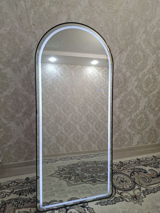Зеркало с лед подсцветкой 80*180 см