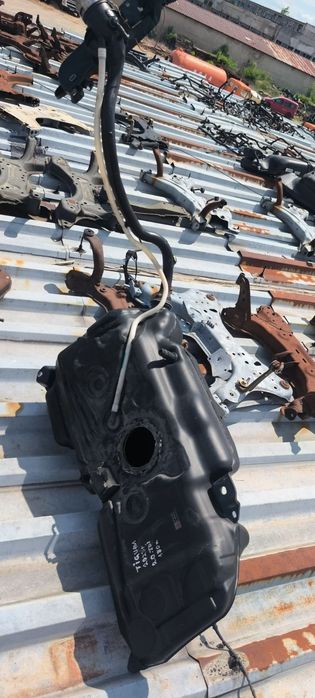 Резервоари VW Touaran; Tiguan;Golf 5; Golf 8; Skoda Karoq; Opel crossland; Corsa D; Pejeout 308/3008 Резервоар