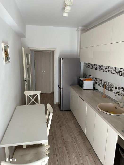 Apartament 2 camere , 2 balcoane , debara , dressing , loc de parcare