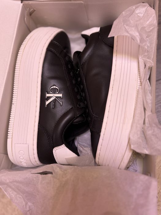 Кецове Calvin Klein