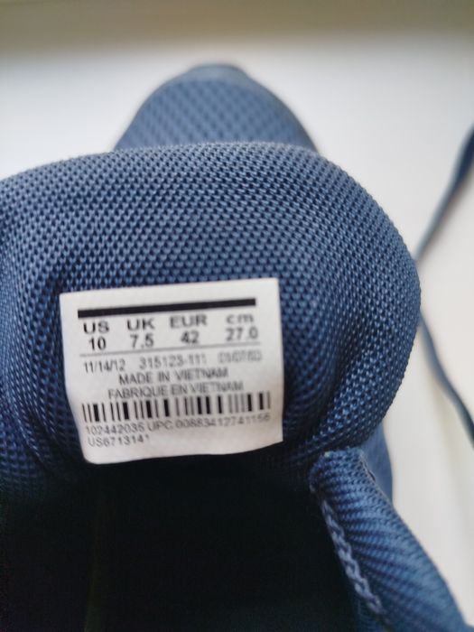 Кроссовки NIKE 42 размер