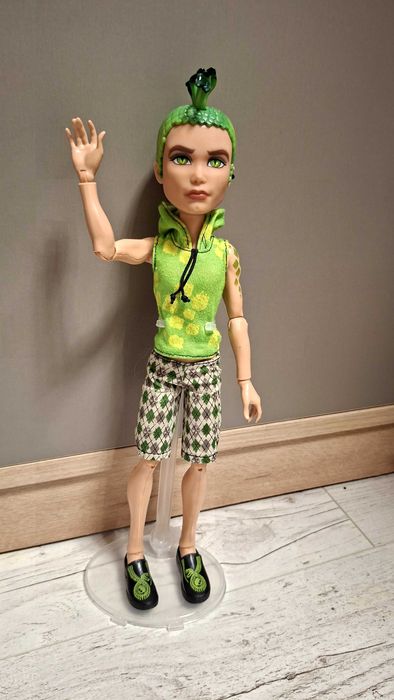 Кукла Monster high Deuce Gorgon