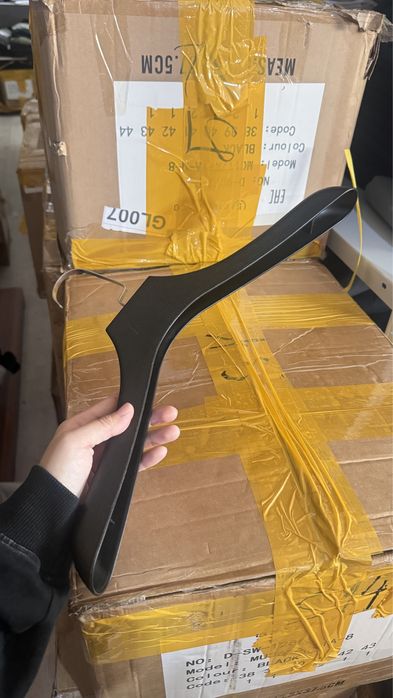 Вешалки в хорошем качестве 20тг