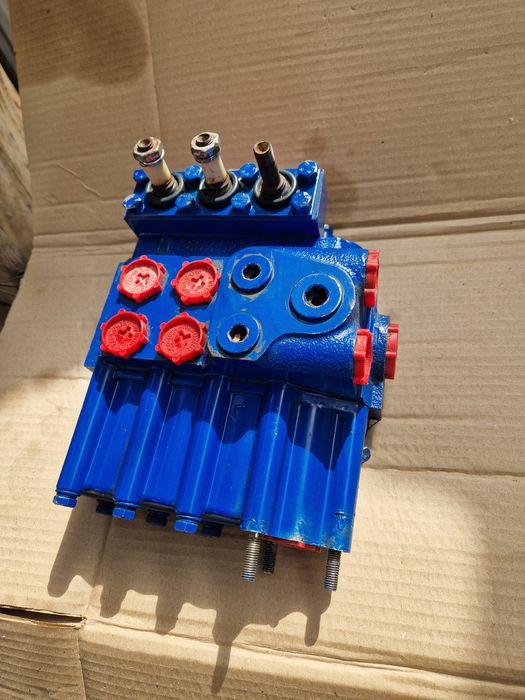 Гидро распредель