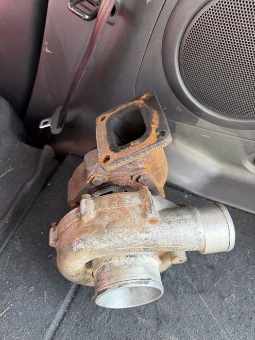 Турбокомпресор John Deere k27 31