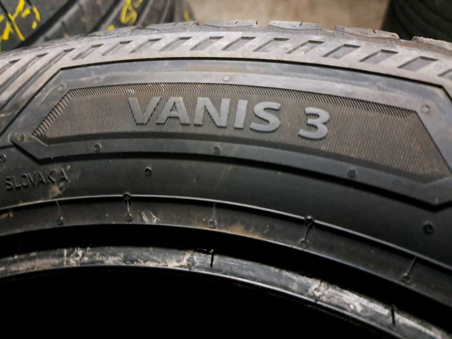 2 anvelope 225/55 R17C Barum