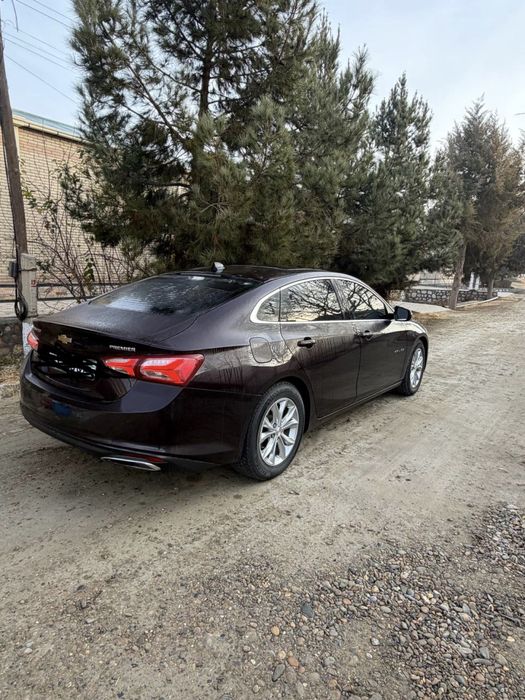 Malibu 2 premier turbo 2021 yil 91000 km halol yurgan