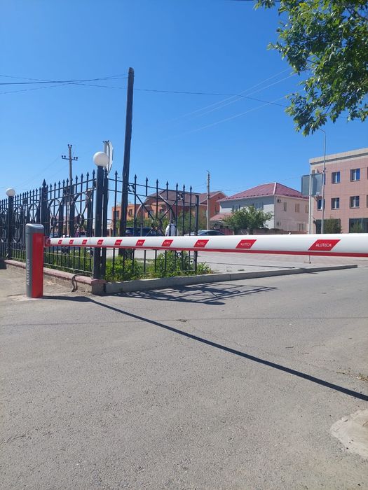 Комплектующие для ворот и шлагбаумов