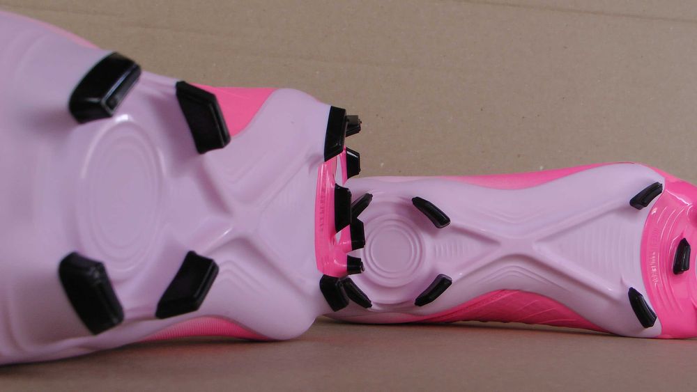 Ghete fotbal crampoane NOI Nike Phantom GX II Academy marimea 42,5