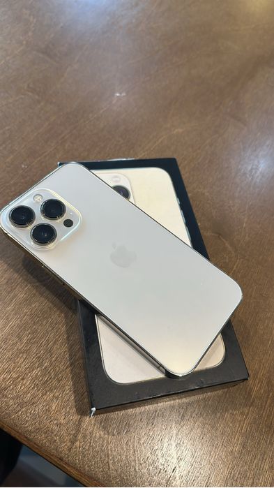 Продам Iphone 13 pro 256
