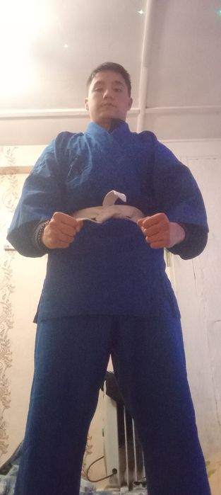 Кимоно по кудо срочно продам