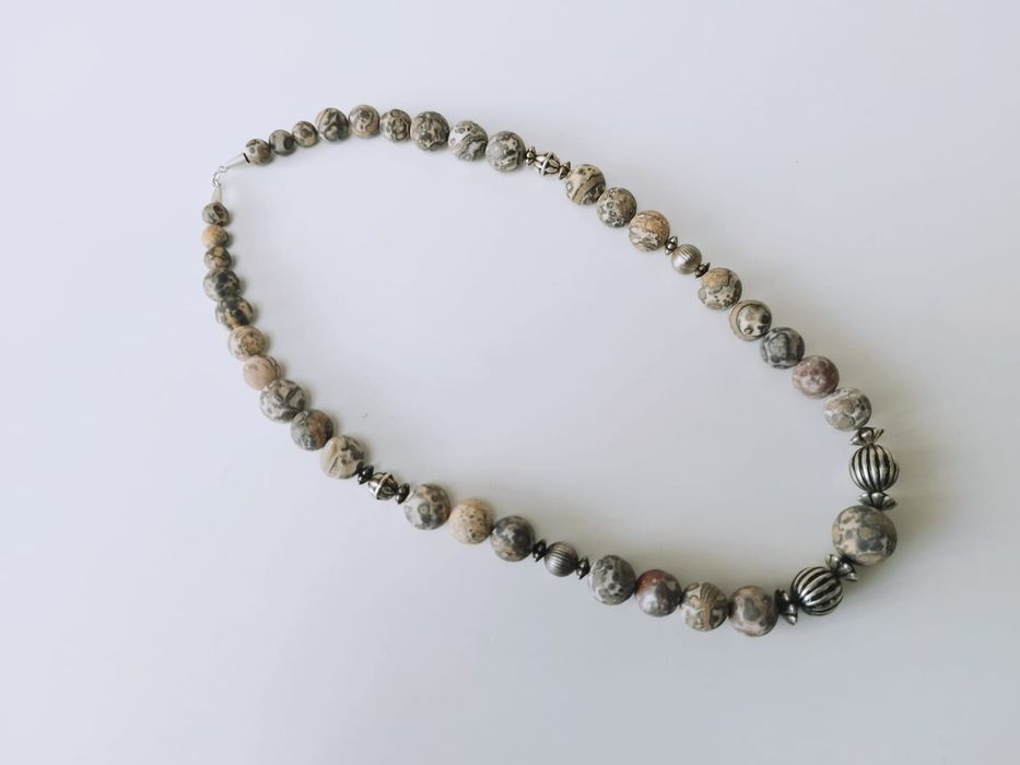 Colier/lant din argint de 925, din pietre de jasp leopard