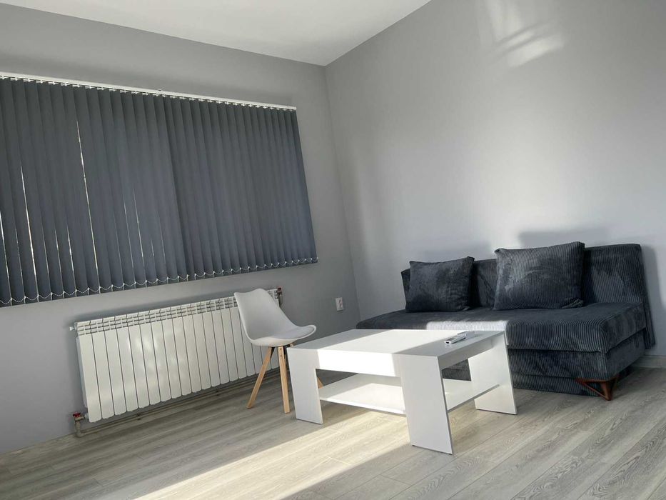 Дава се под наем Офис в Велико Търново, Център - 26 кв.м за 200 € - Снимка #4