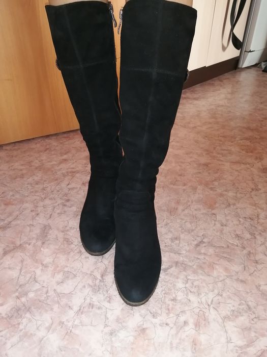 Продам зимние сапоги