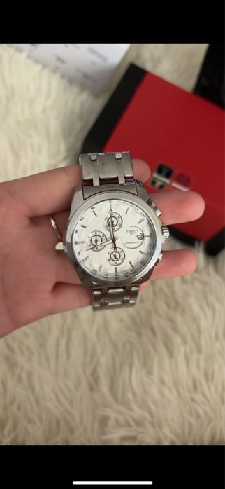 Продаю часы Tissot