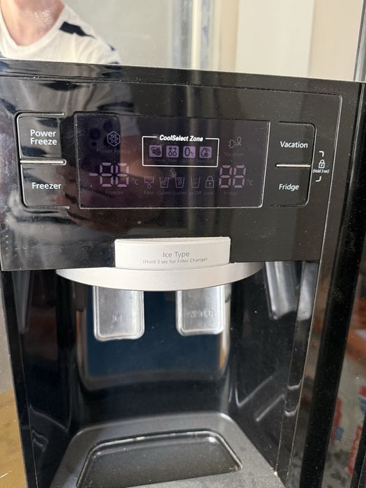 Холодильник морозильник samsung (2 в 1)