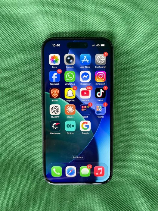 Vand iphone 15 nou
