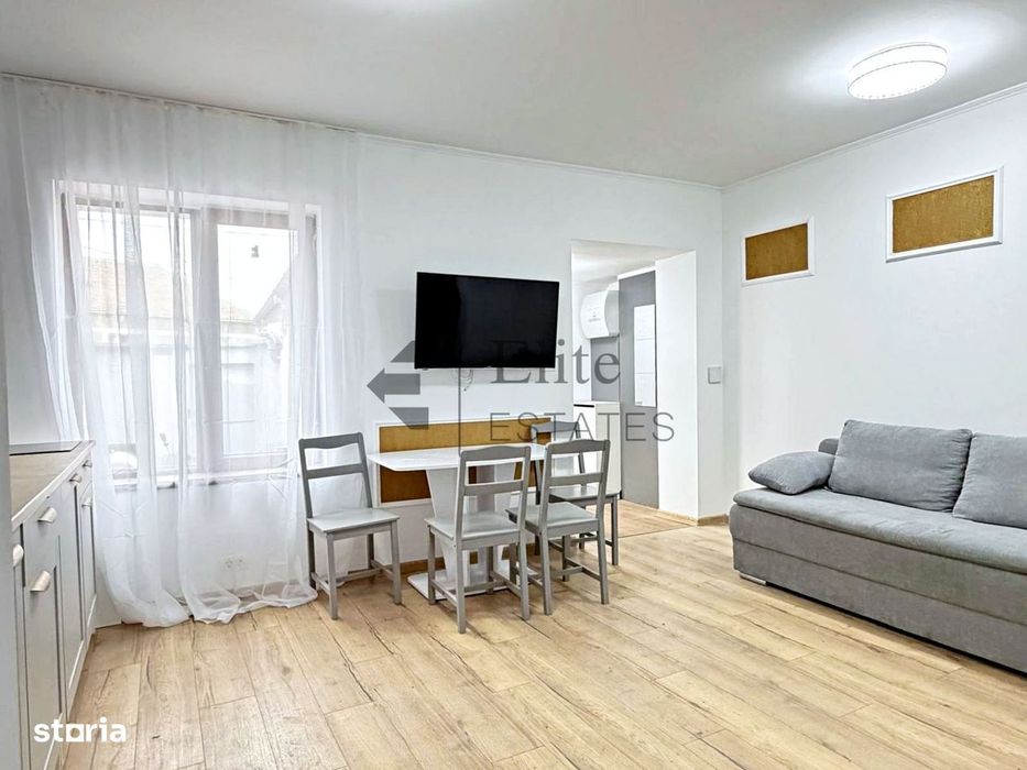 Casa cu 3 camere de vanzare Cantemir