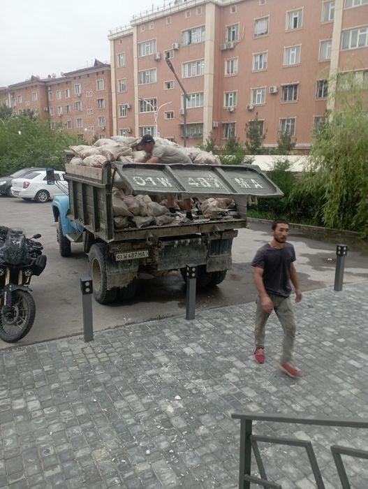 Вывоз мусора.Грузчики.Мусор чикарамиз.