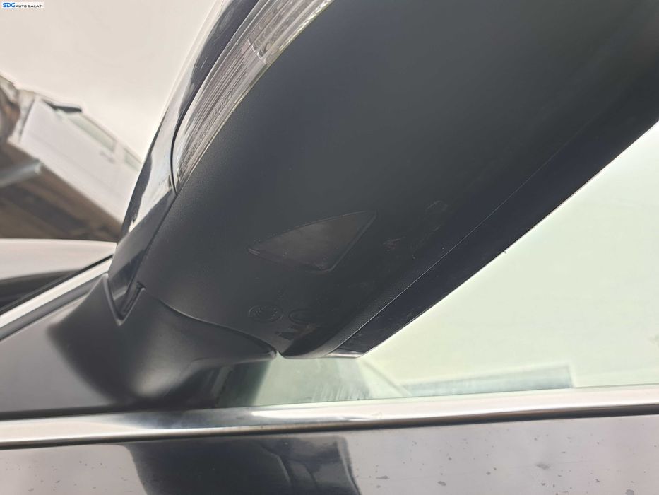 Oglinda Electrica Stanga cu Incalzire cu Rabatare Pliere si Lumina Ambientala Skoda Superb 2 2008 - 2015 Culoare LF9R [Q0110]