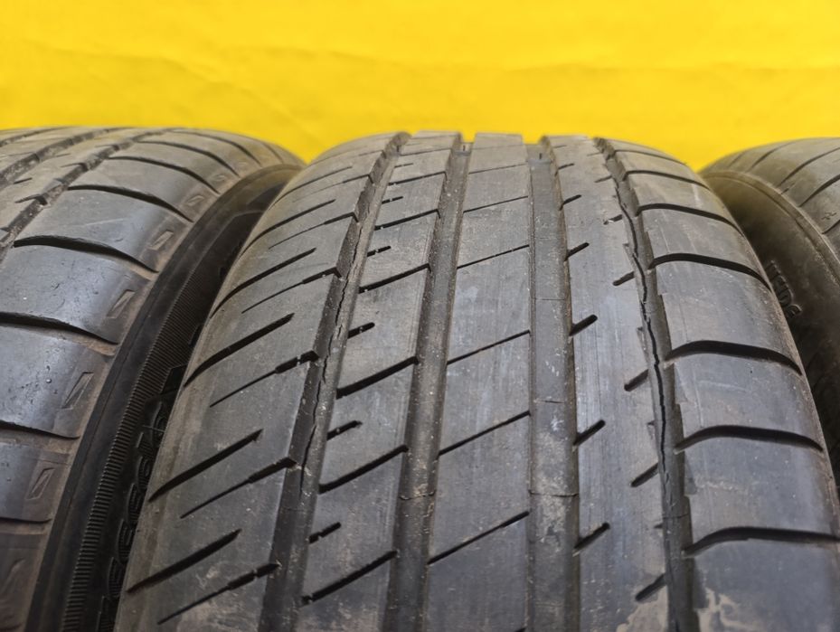 Шины 225 55 R16 Michelin комплект