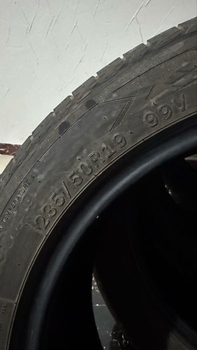 Летный шины 236/50/19 4 шт