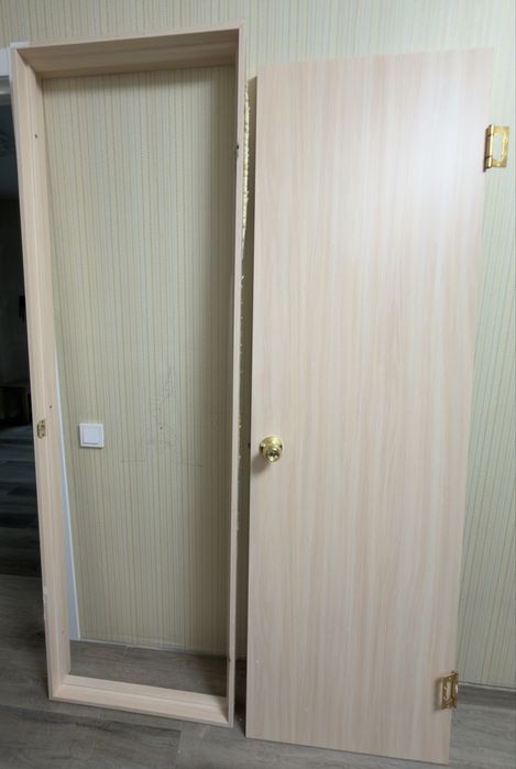 Продам дверь 60*200