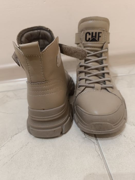 Ботинки кожаные на девочку р36