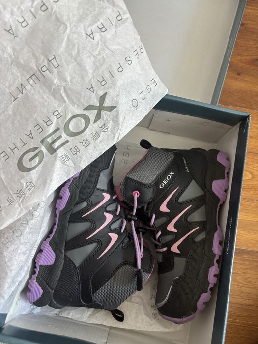 Детски маратонки Adidas и непромокаеми ботушки Adidas и GEOX