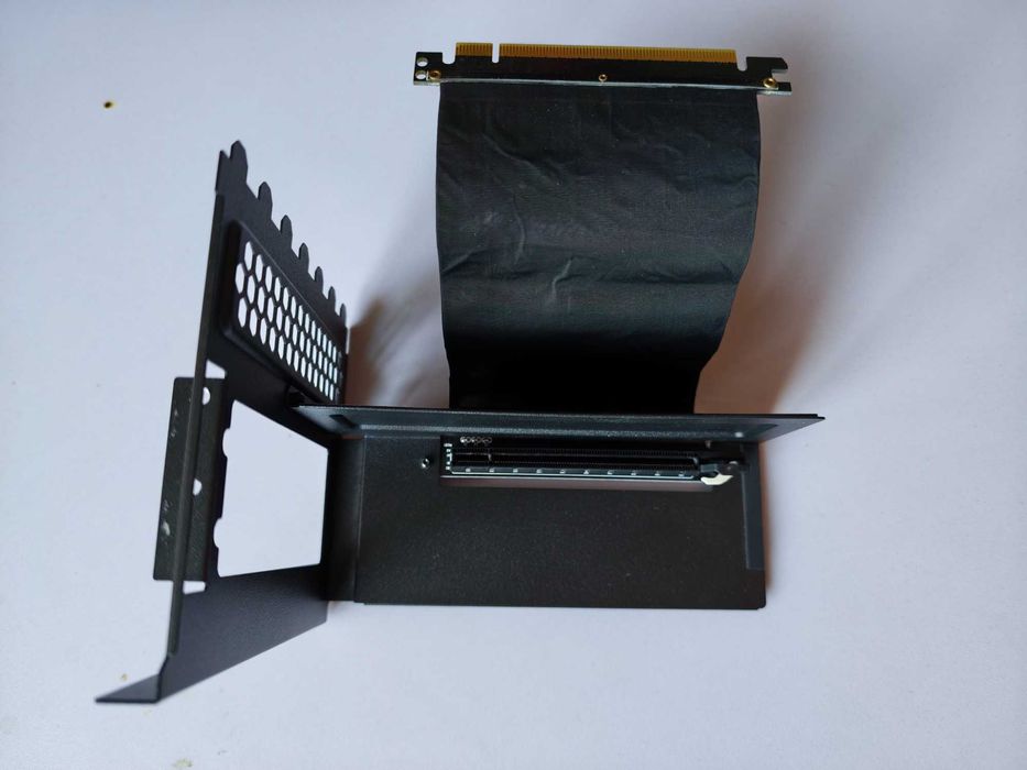Cooler Master Vertical Graphics Card Holder Kit - riser GPU