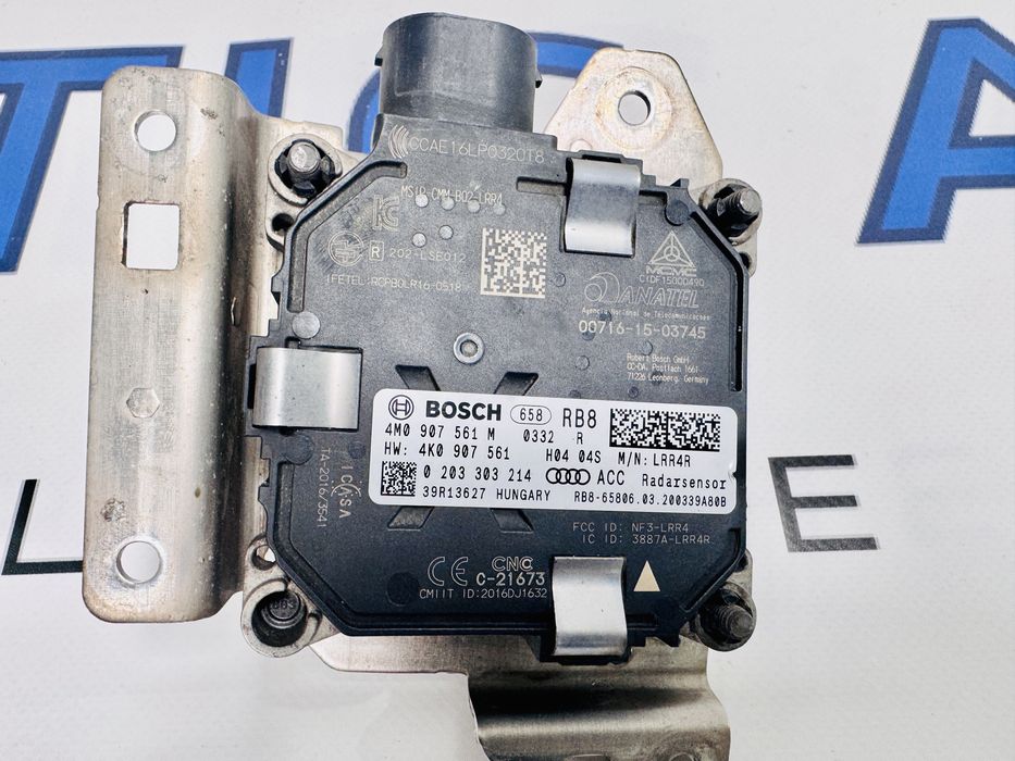 Senzor radar , distronic Audi Q7 /Q8 cod 4M0907561M