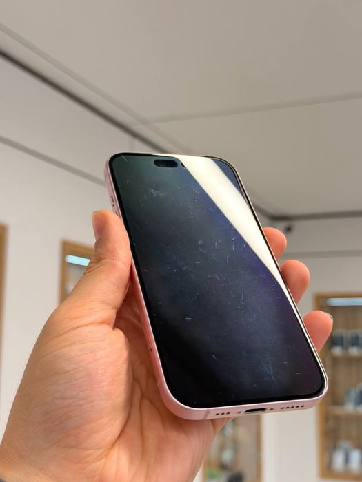 iPhone 15 | 256 GB