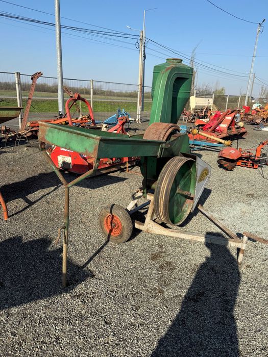 Moară de măcinat cu ciclon, dupa tractor, Agrotab Maramures