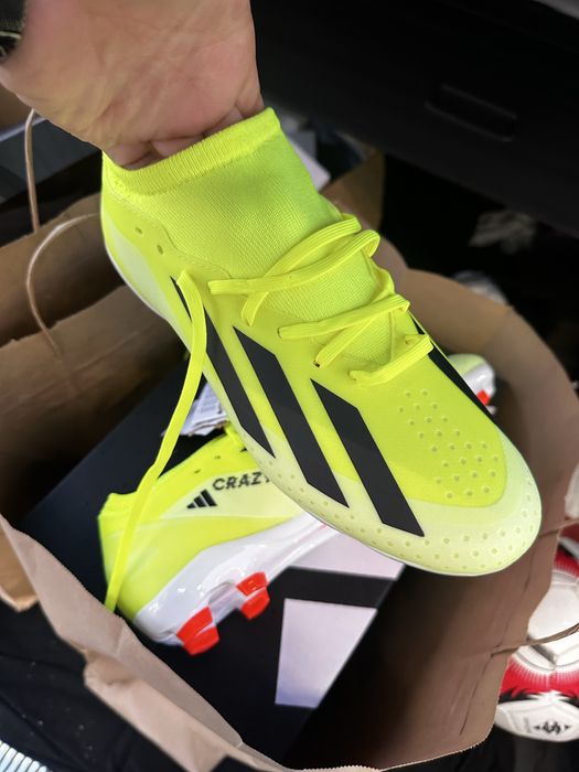 Три  модела бутонки Adidas Predator и F 50