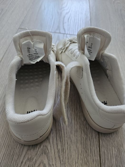 Adidași H&M pentru fetițe