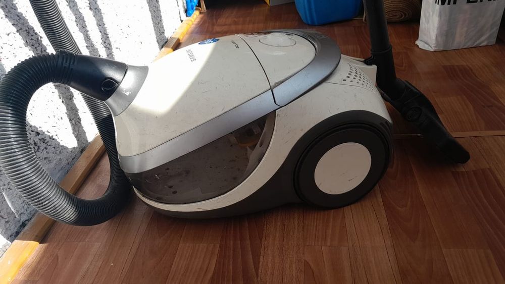 Продам пылесос Аквафильтр