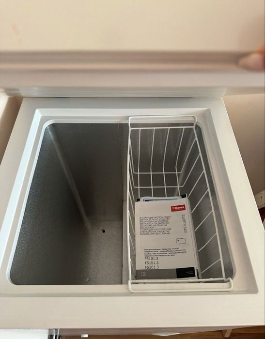 Срочно продам морозильник новый