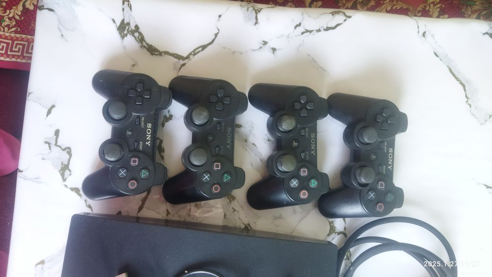 Плаштейшын 3 сатылады 15ойын бар 4 джостик