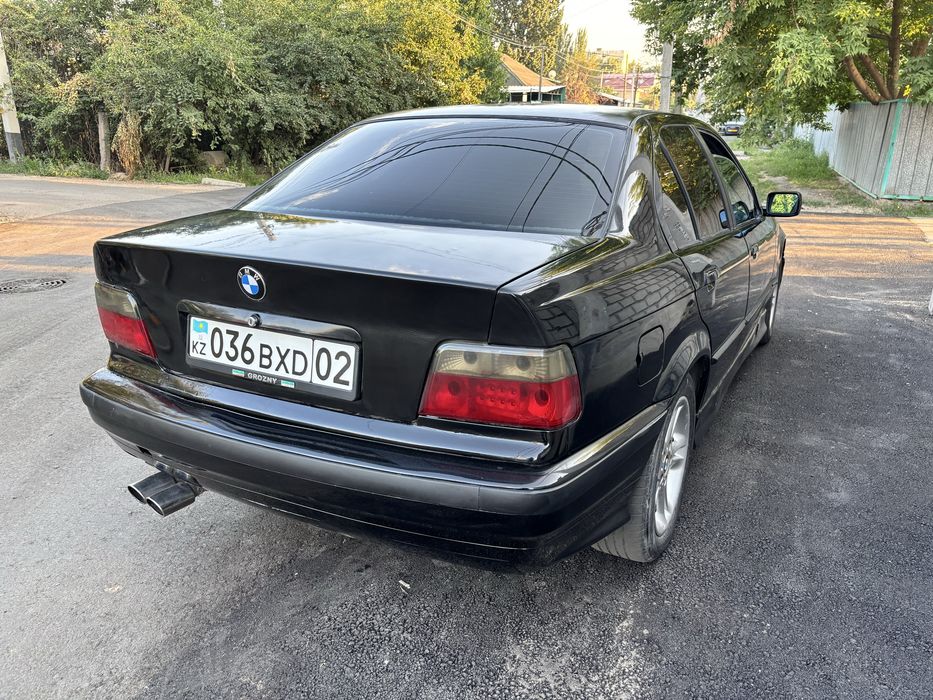Продам бмв е 36 м 50