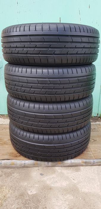 Goodyear Eagle Sport 215/60 R16