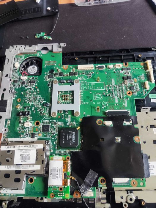 Ноутбук HP Pavillion DV2000 по запчастям