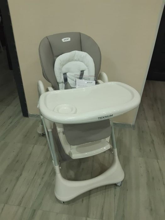 Стульчик для кормления Ivolia B2 / Новое в коробке!