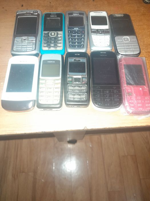 Продаю телефоны нокиа орегенал